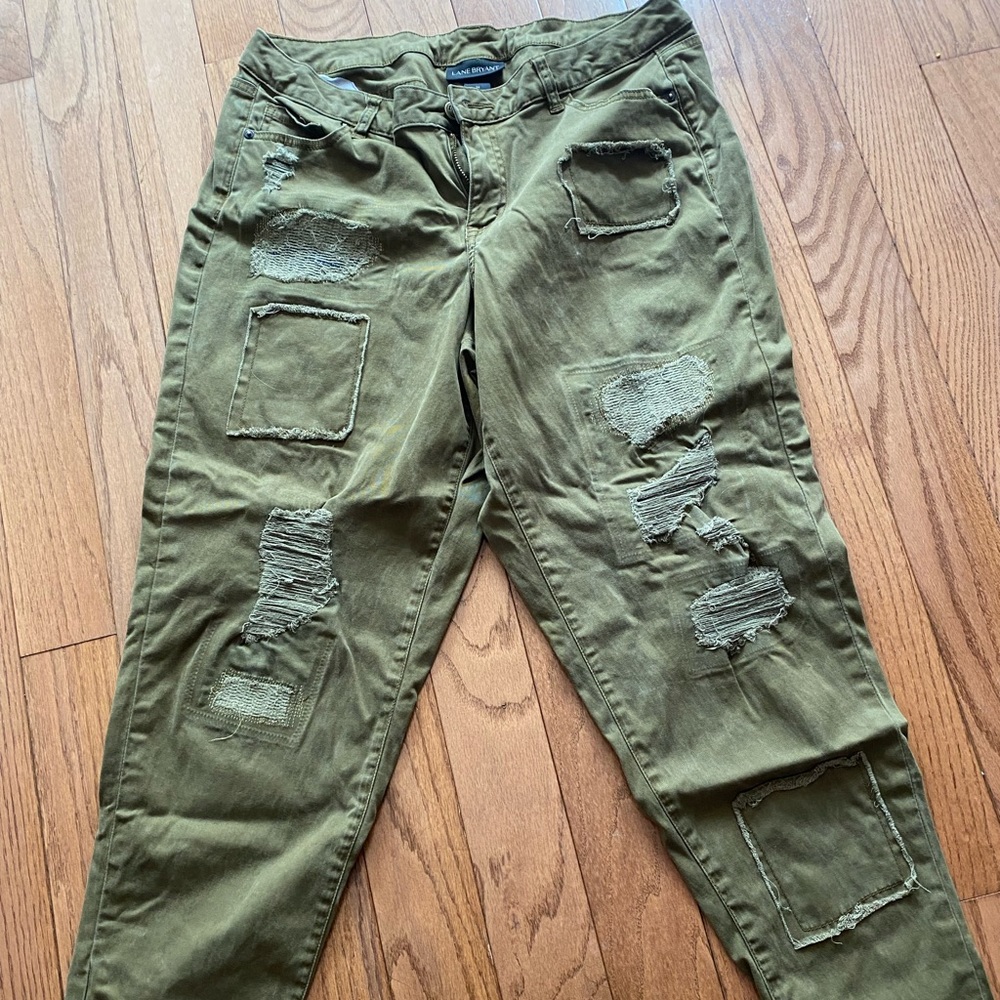 Lane Bryant distressed Jeans size 16